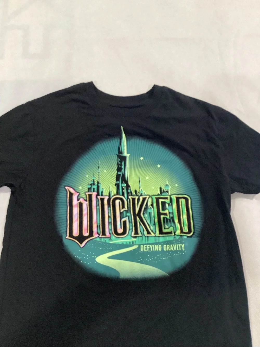 Hybrid Apparel Black Tee with Green,WICKED' Castle Graphic size L 9/17